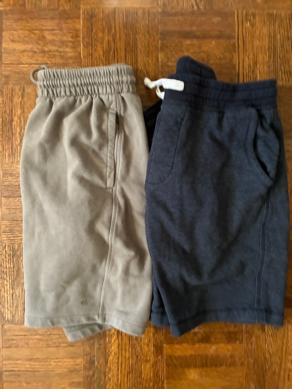 Mens DSG Elastic Waist Pull-On Shorts - khaki and Navy